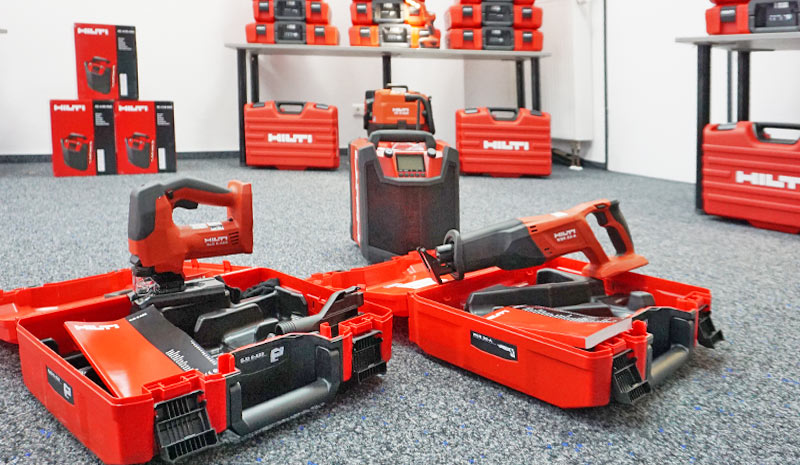 Große „Bescherung“ – Hilti-Tag im Hause hs